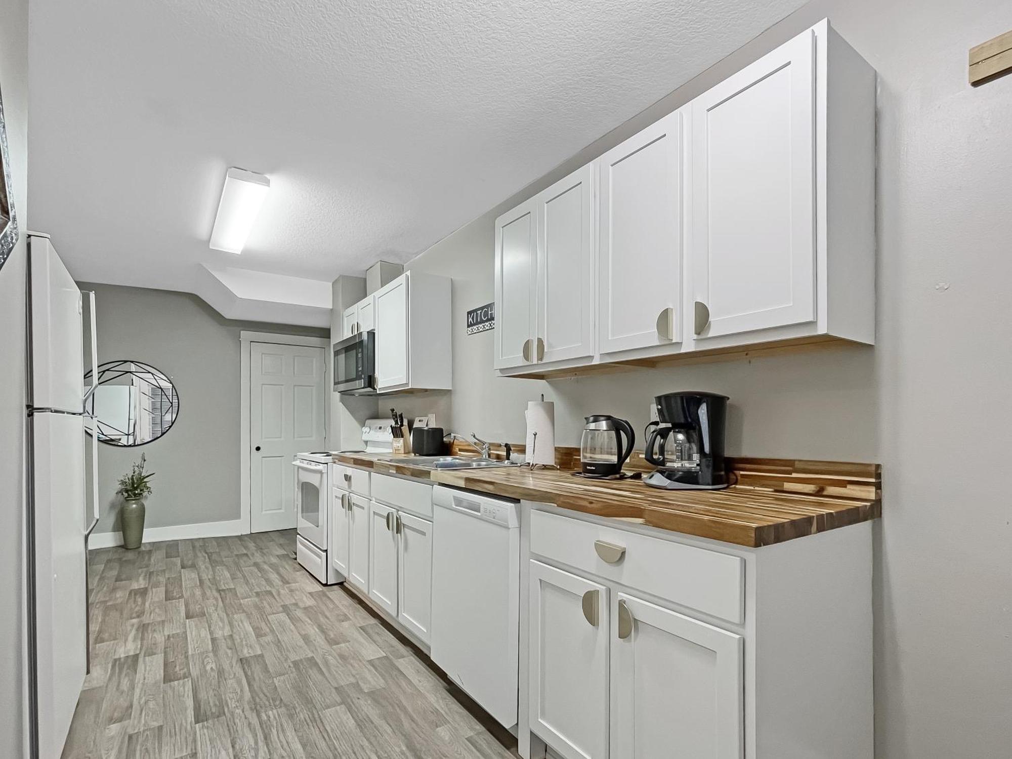 Chic 2Br Duplex Free Parking Near Hospitals Villa Des Moine Exteriör bild